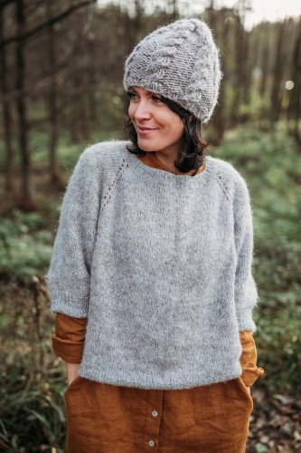 Sweterek mgiełka